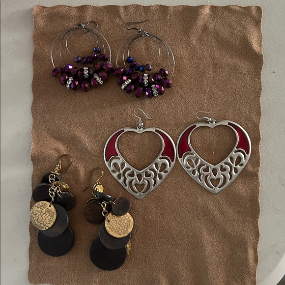 Unique Vintage Jewelry - Costume Earrings bundle